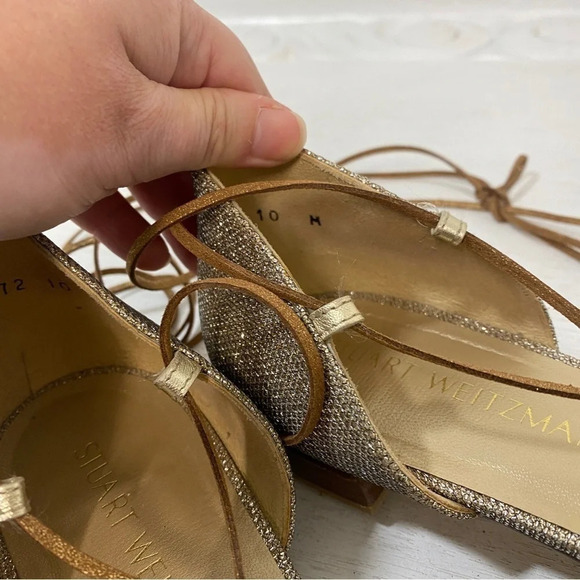 Stuart Weitzman Pointed Toe Ankle Strap Wrap Metallic D’orsay Flats Gold 10 - Picture 5 of 7